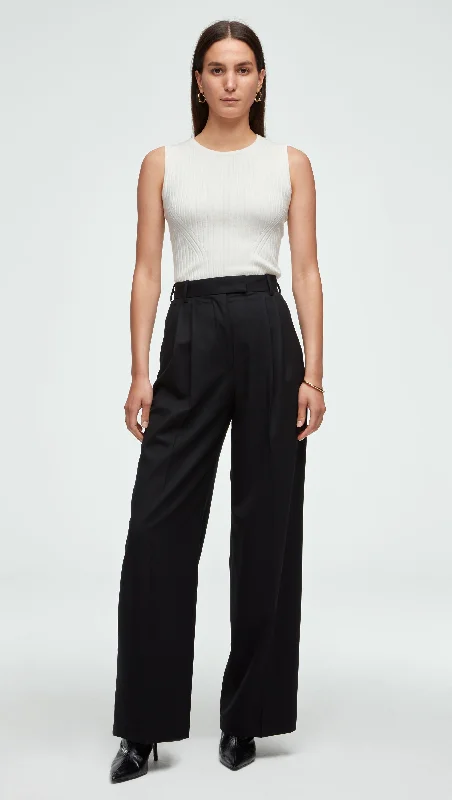 Pleated Trouser in Seasonless Wool | Black