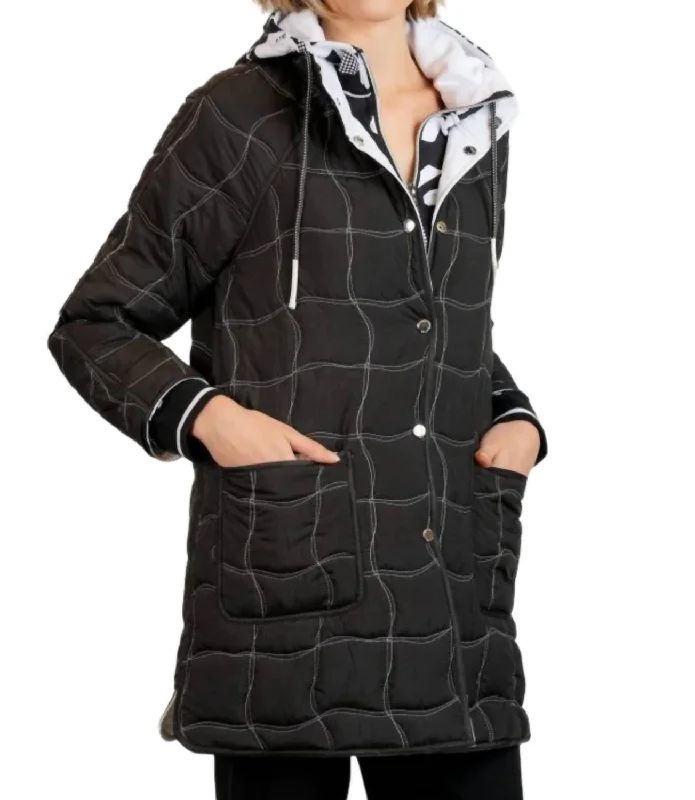 Reversible Crinkle Quilted Jacket In Black/mimosa