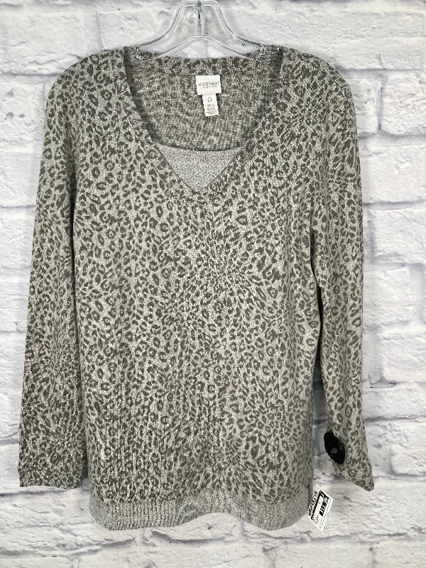 Top Long Sleeve By Chicos In Grey, Size: S